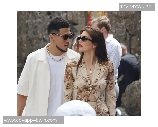 布克谈迈阿密天气变化迅速表示自己并未过于关注阴雨情况